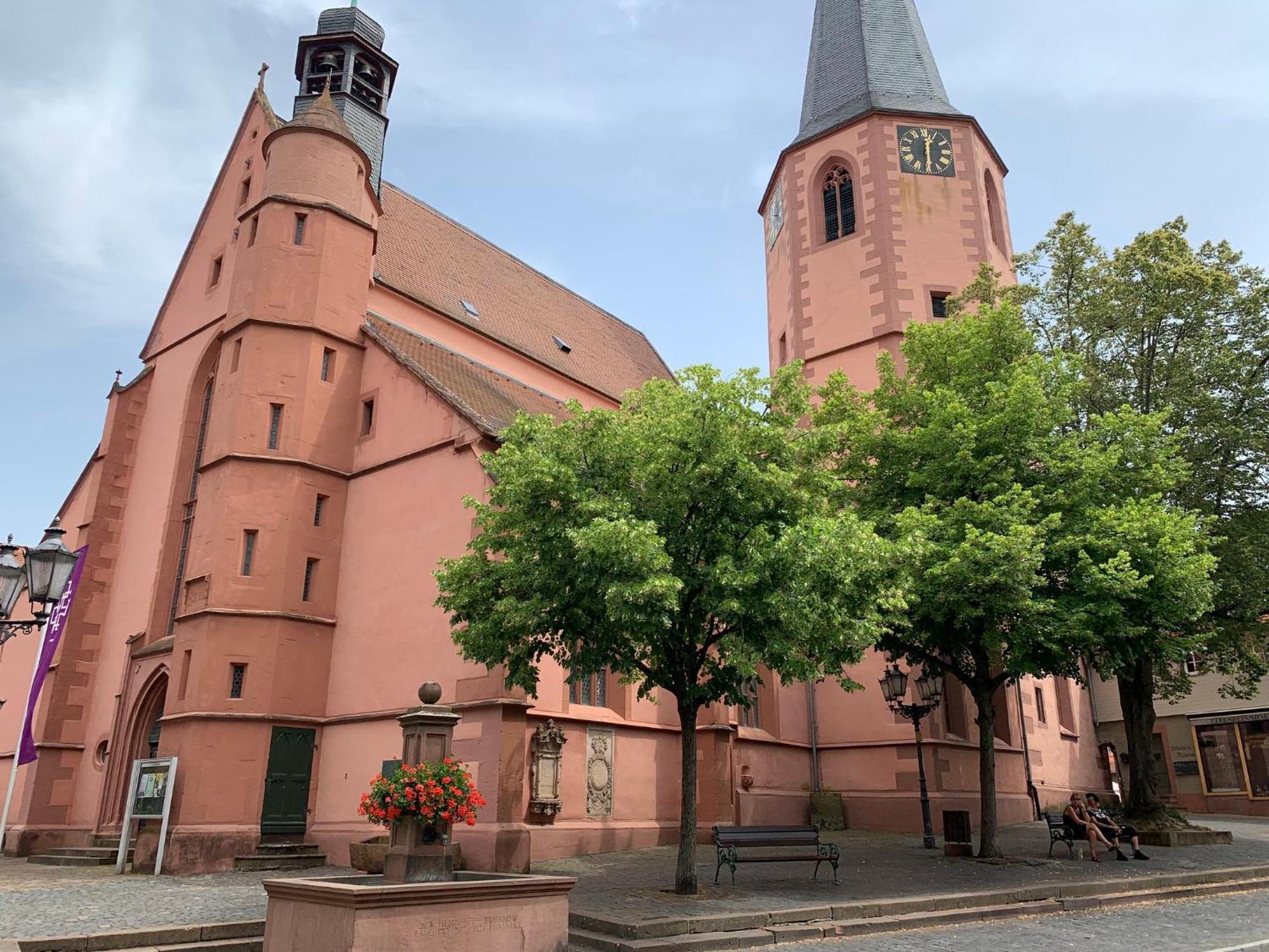 Apartment Am Historischen Rathaus 미헬슈타트 외부 사진